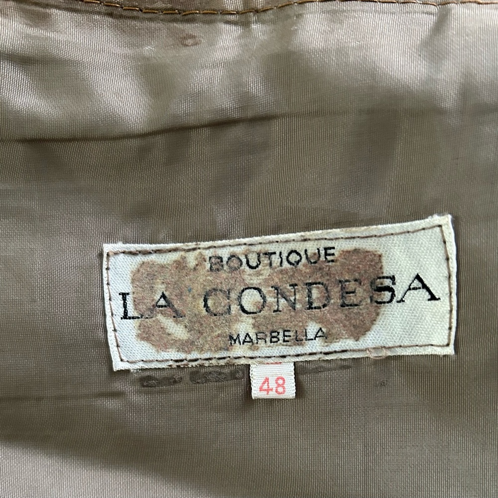 LA CONDESA 26’ Vintage light Brown Leather Skirt from Italy - Picture 7 of 11